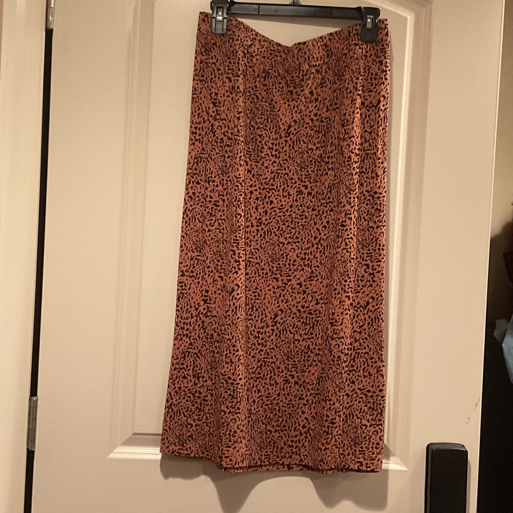 Leopard Print Midi Skirt